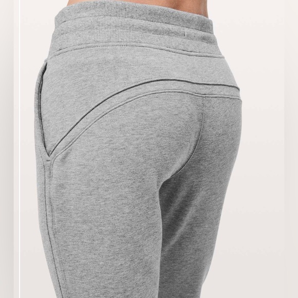Lululemon Warm Down Jogger II Heathered Core Medium Grey size 12 worn once EUC - Picture 2 of 11